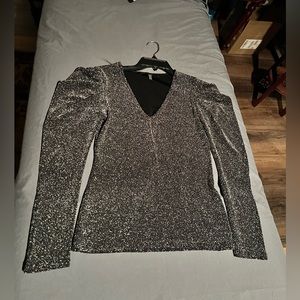 WHBM Sparkly, Metallic Puff Sleeve Top T-shirt Size XXS, New without tag